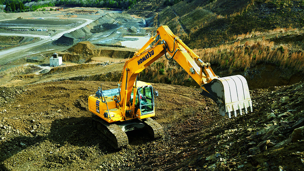 Komatsu pc210-10m0. Экскаватор pc210-10m0. Гусеничный экскаватор Komatsu PC-210 10m0. Komatsu pc210nlc-8.