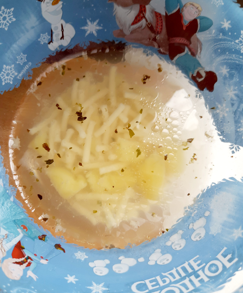 Фото автора. Суп куриный с лапшой.