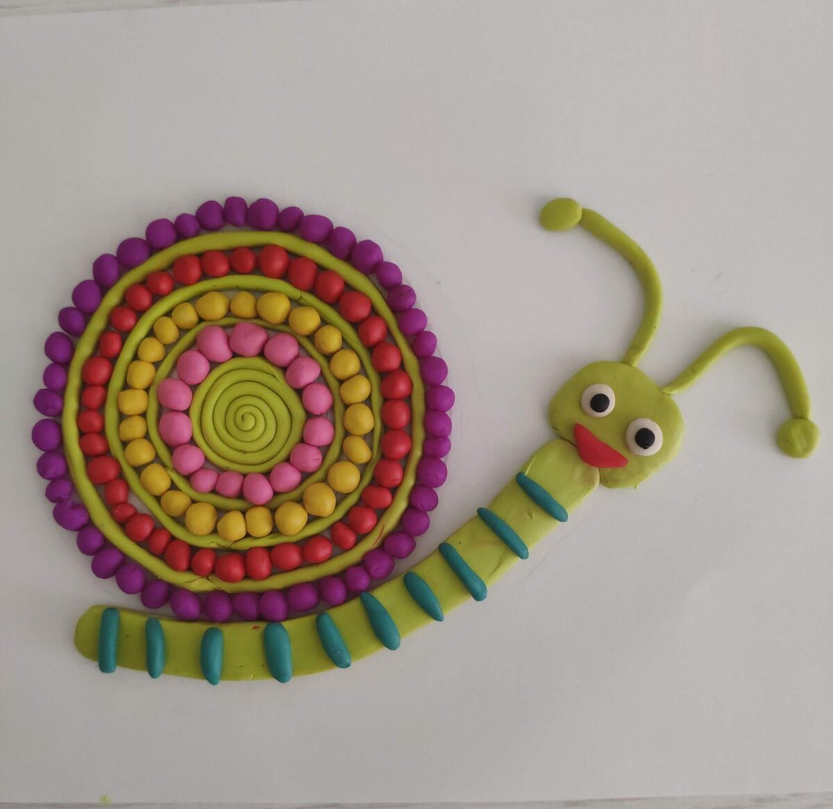 Улитка из пластилина для детей 5-6 лет