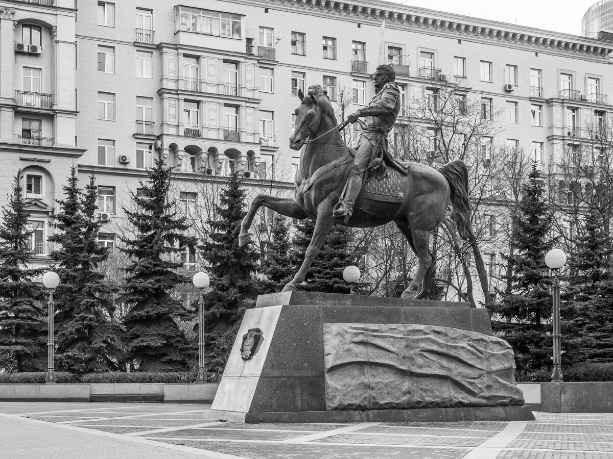 Памятник багратиону москва кутузовский проспект фото Культурное наследие нашей страны - памятник Великому Багратиону на Кутузовском п