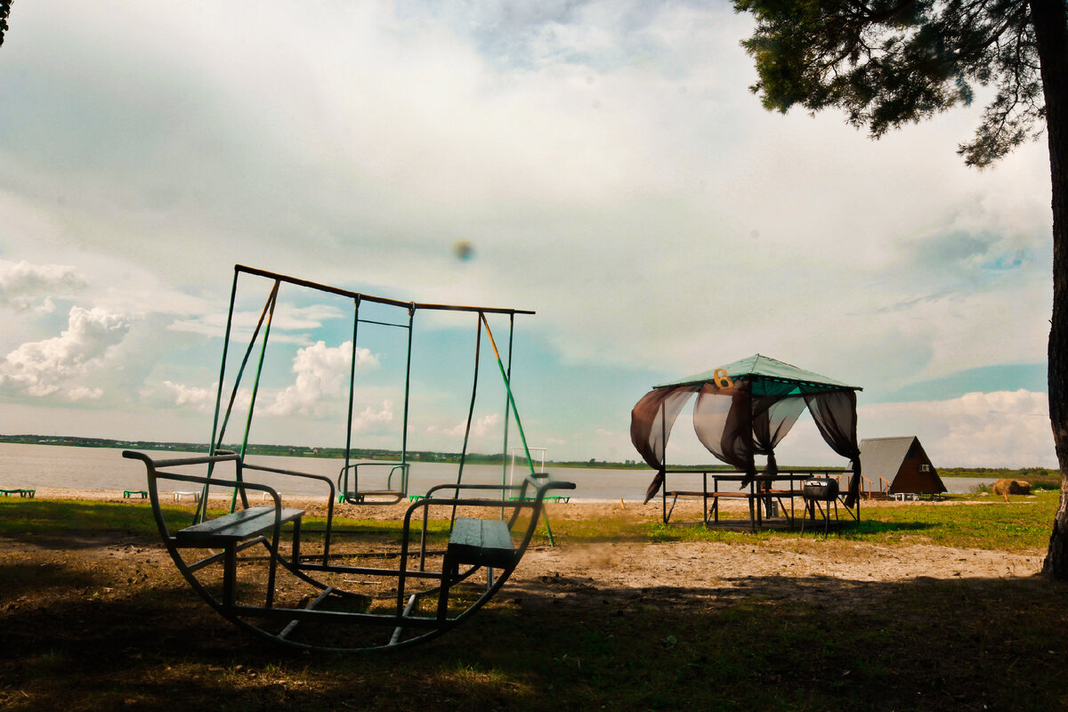 Желающие могут арендовать беседки 