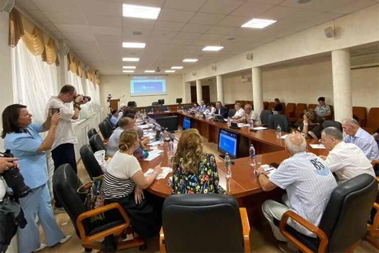    О сложной судьбе и истории внедрения исламского банкинга в конце прошлой недели говорили ученые и депутаты в Академии наук РТ (АН РТ) Фото: Антон Ефимов