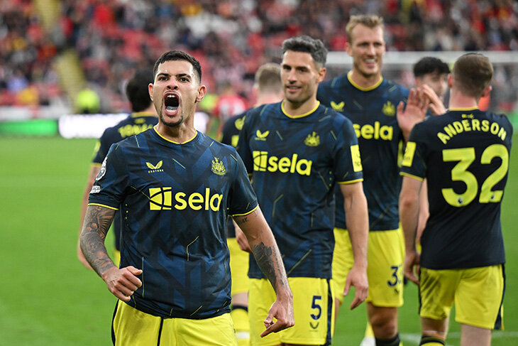 Бруно! Бруно! Бруно!!!