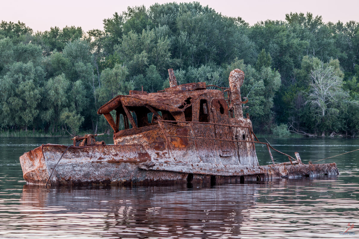 Пароход в озере