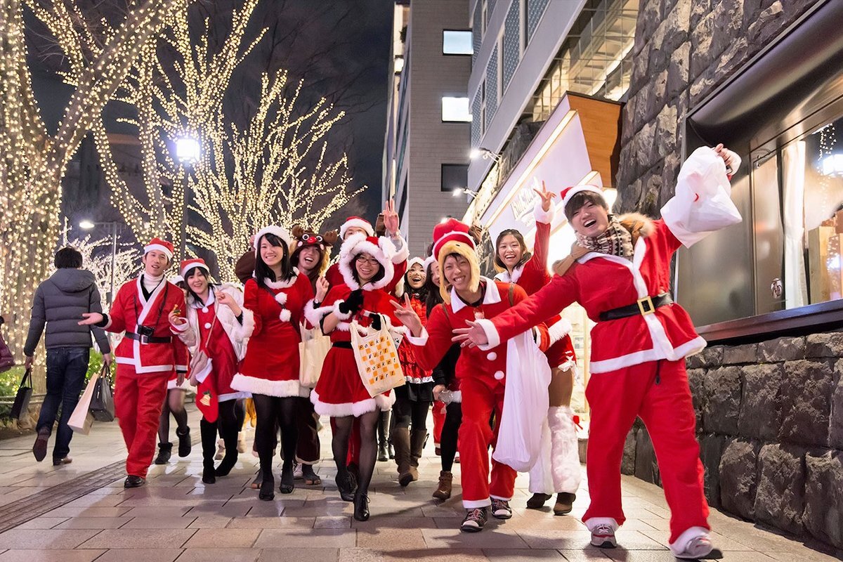 How do people celebrate christmas. Новый год в Японии. Новогодние традиции. Рождество в Японии. Новогодние традиции в Японии.