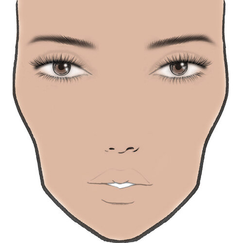 Шаг 2. Черной гелевой подводкой подчеркните ресничный контур верхнего века, слегка растушуйте карандаш из-под ресниц наверх. Используем в данном случае подводку, а не карандаш, потому что карандаш может отпечататься на нижнем веке или на слизистой.
