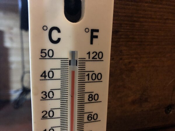 Пришлось проветрить помещение