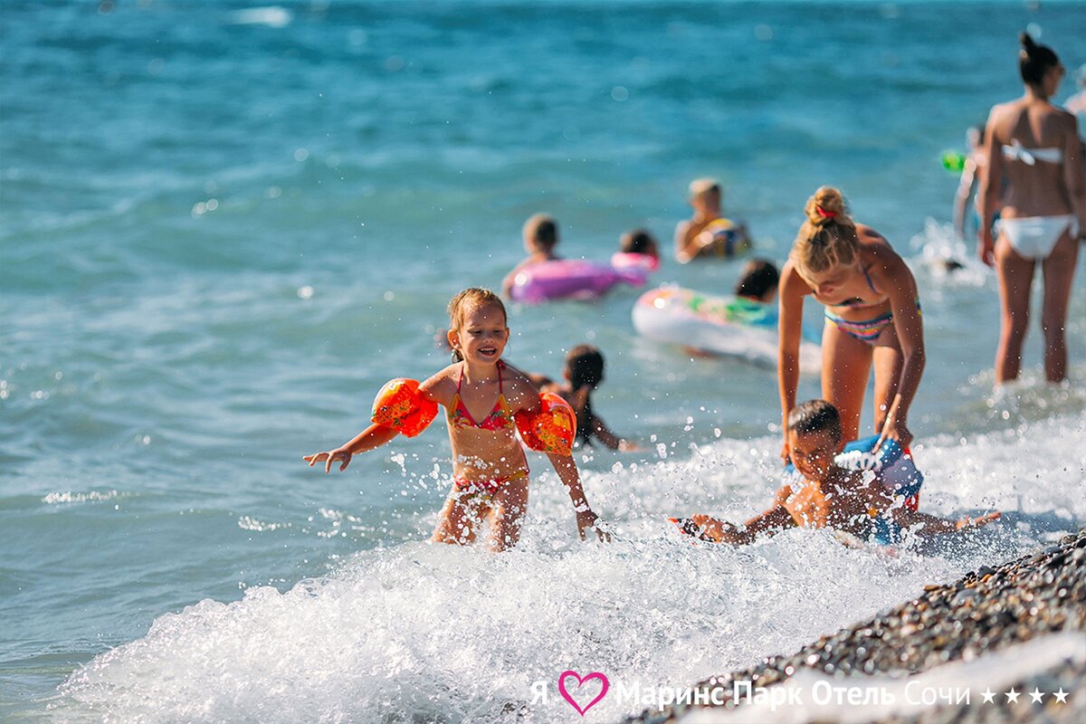 Сочинский пляж источник: yandex.ru/images