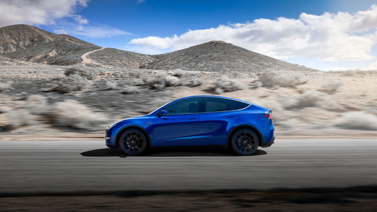  «Хорошо, я дам тебе списать, но только чтоб никто не спалил!» — Tesla Model Y. Источник: Tesla 