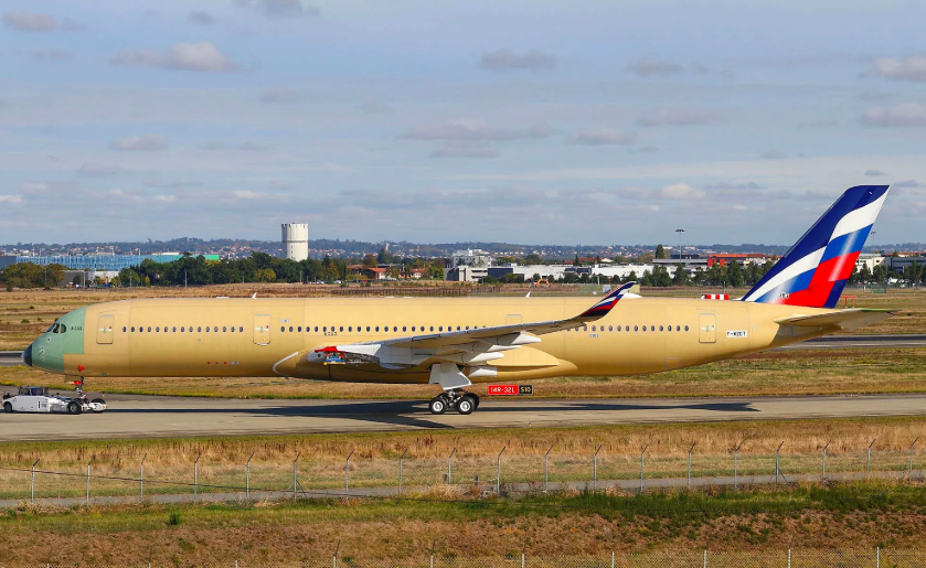 Airbus 350 аэрофлот. Airbus a350 Аэрофлот. Airbus a350-900 Аэрофлот. А-350 самолет Аэрофлот. А350 Аэрофлот Чайковский.
