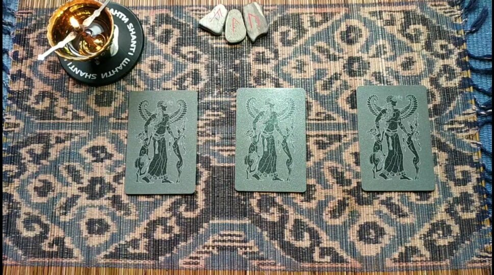 Варианты располагаются Слева- направо. 