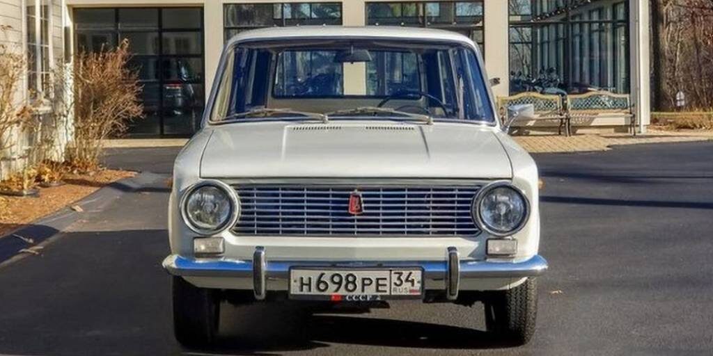 ВАЗ-2102