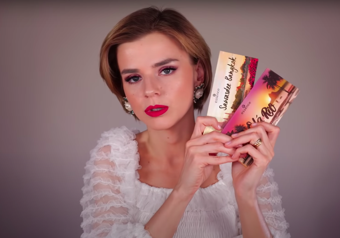 Russian beauty guru. REDAUTUMN Ольга Михневич. Ольга Михневич блоггер. Ольга Red autumn блоггер. Red autumn Ольга Михневич.