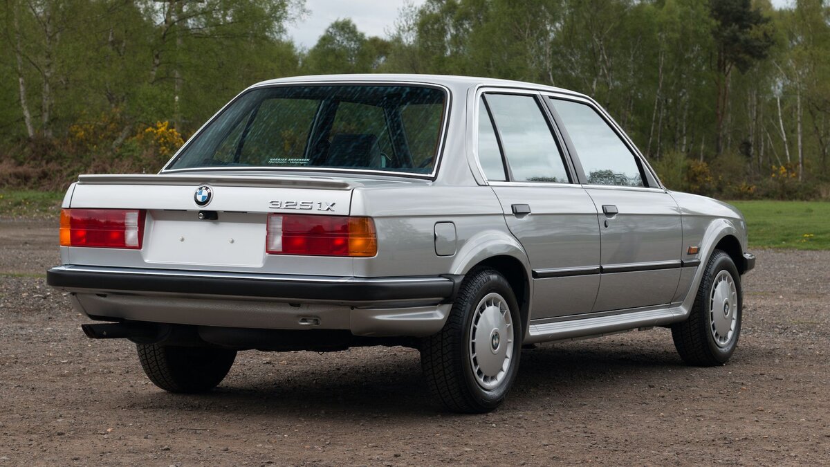 В Англии на продажу выставили совершенно новый BMW 325iX 1986 года выпуска  | Интересные автомобили | Дзен