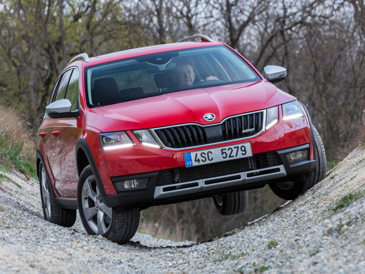 На фото Skoda Octavia Scout