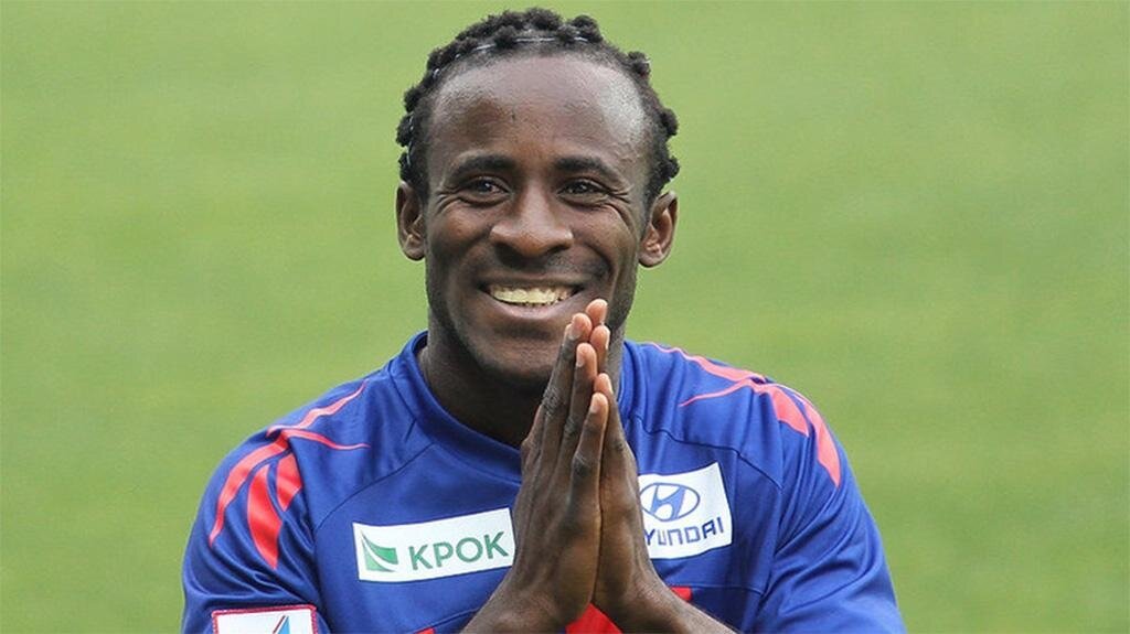 Сейду́ Думбия́