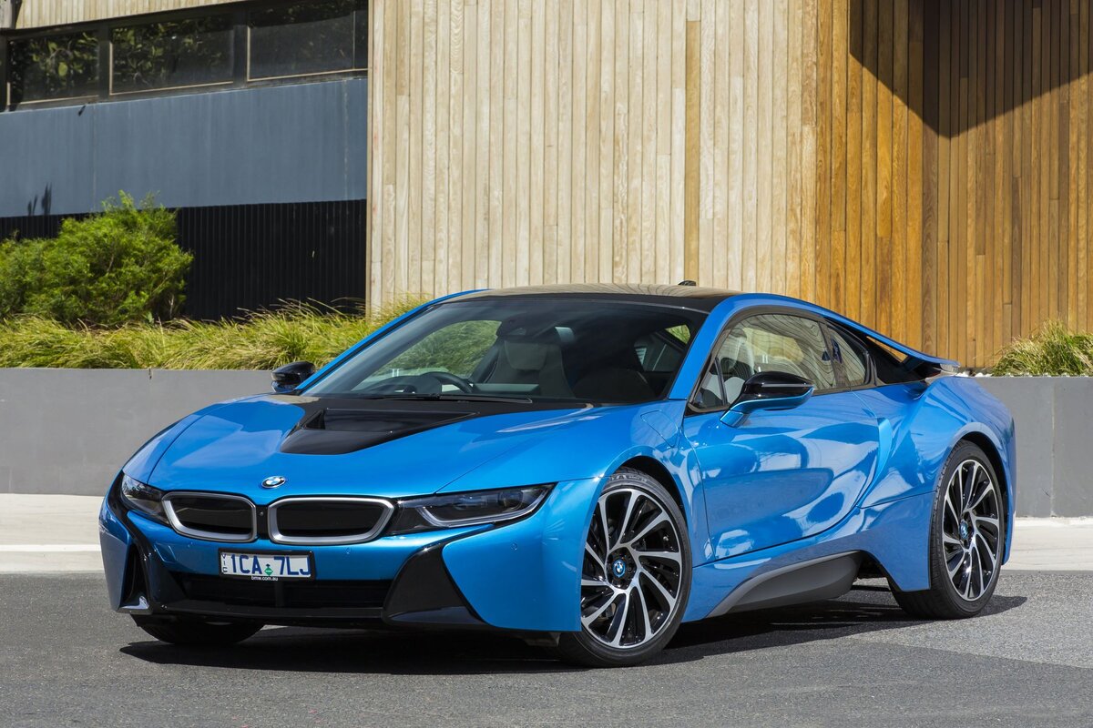BMW I8