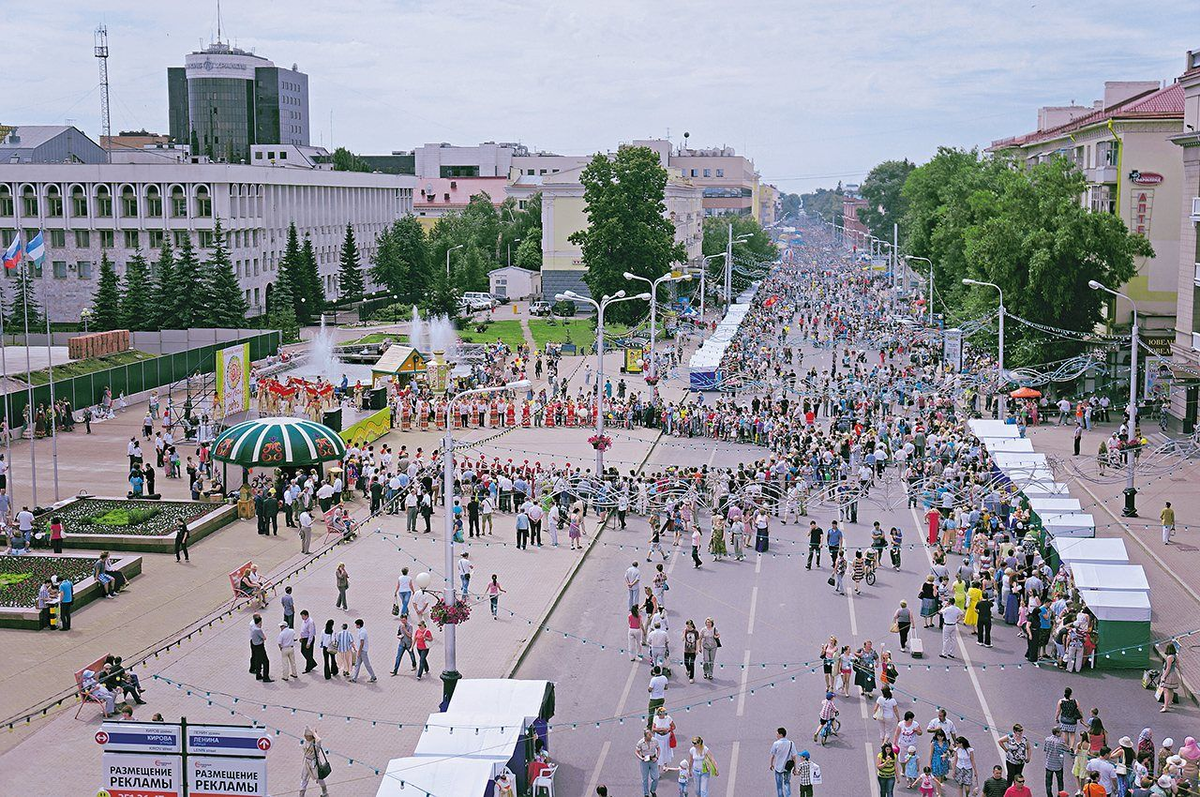 Башкортостан улица. Центральная улица Уфы. Уфа пешеходная улица. Арбат Уфа. Главная пешеходная улица Уфы