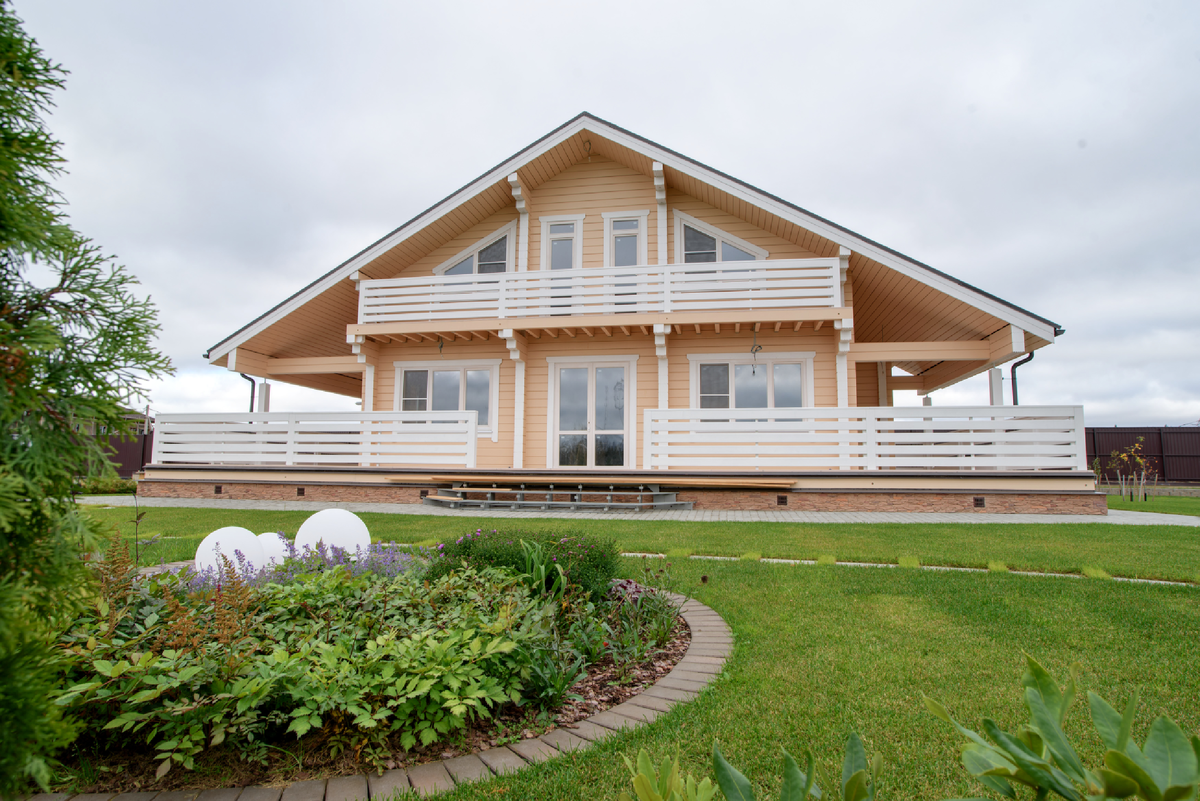 Дом из клееного бруса good wood. Дом из клееный брус гуд вуд. Гудвуд кд-4. Wood construction. Good wood спб.