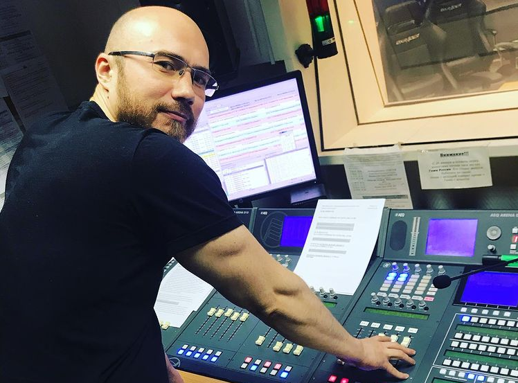 Результаты поиска / Радиостанция "Вести FM" Прямой эфир/Слушать онлайн