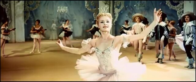Аврора. Скриншот из фильма-балета "Спящая красавица"