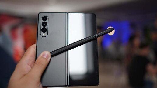 Распаковка и первый взгляд на раскладной смартфон Samsung Galaxy Z Fold 3 5G со стилусом S Pen