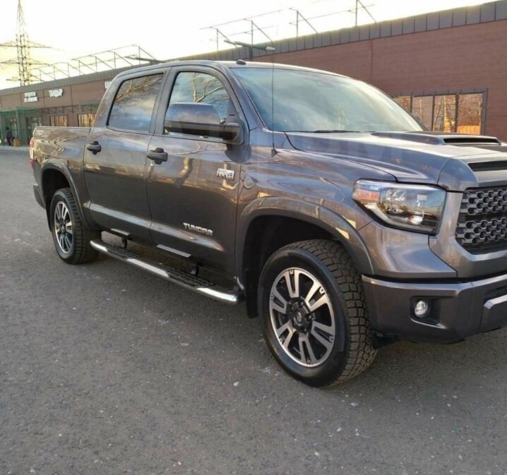 Toyota Tundra 2022 РєСѓРЅРі