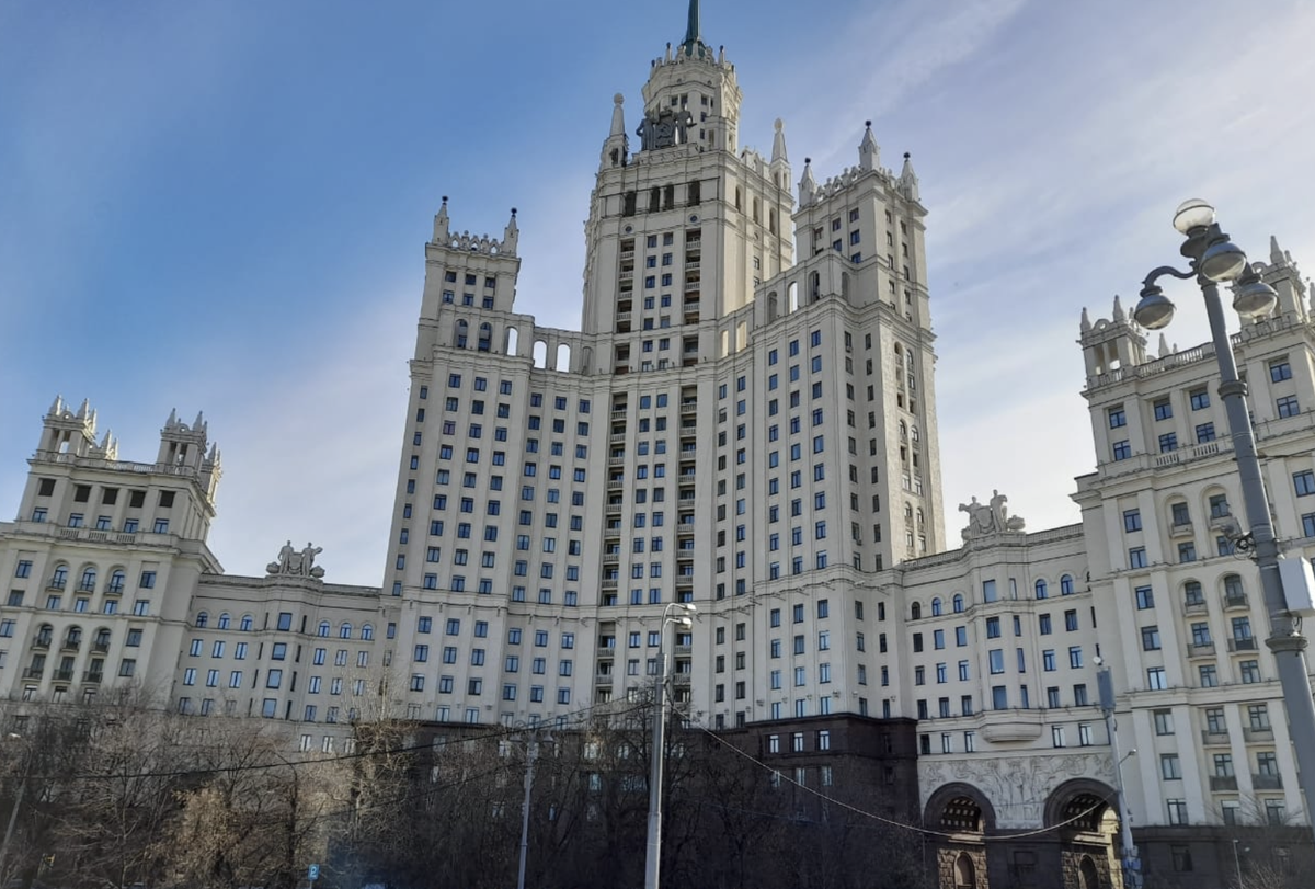 Пока была в Москве, в хостеле не сидела! Когда не надо было идти в клинику, использовала момент, чтобы погулять по городу.