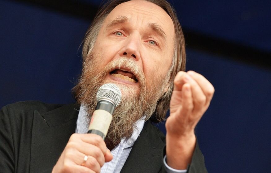    «Мы порабощены»: Философ Александр Дугин отреагировал на решение создать «Культурный фронт» в России