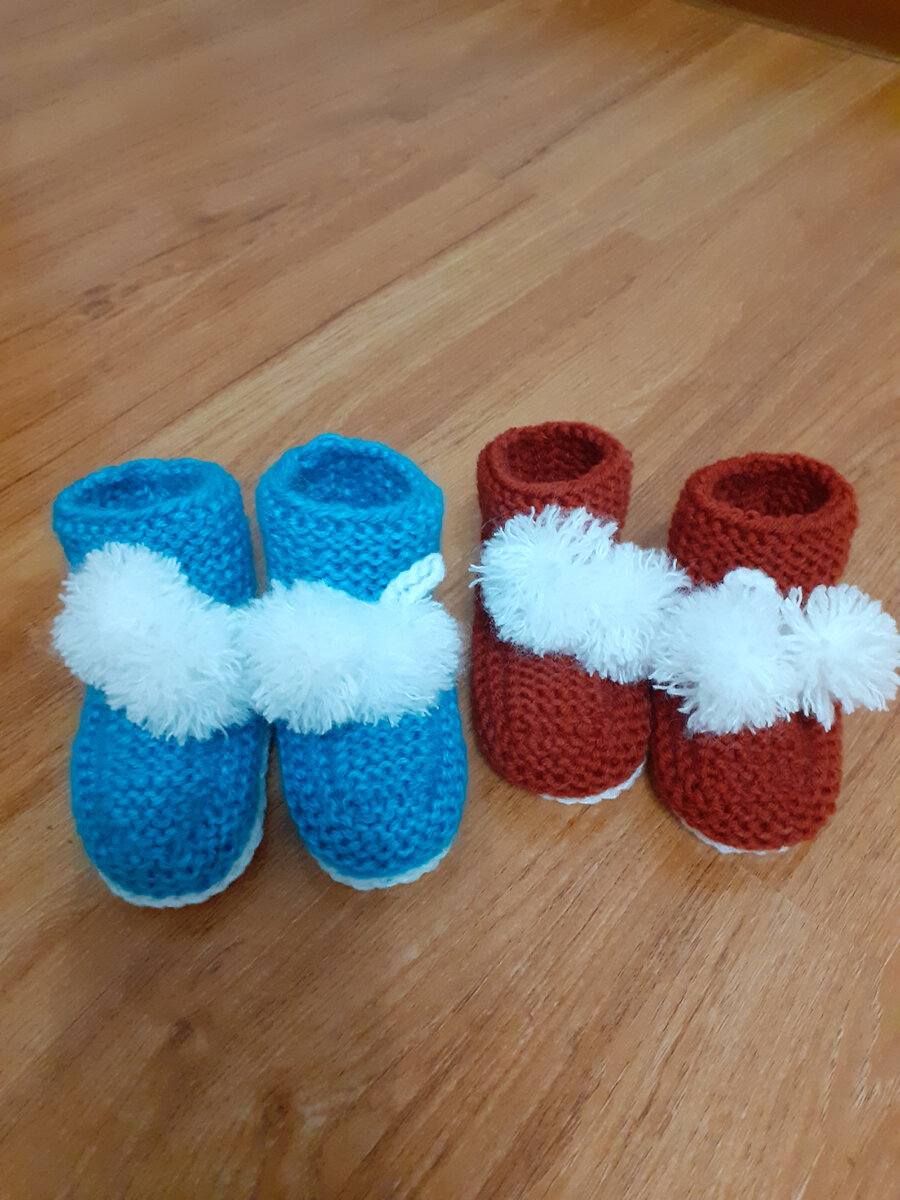 Детские пинетки на малышей.