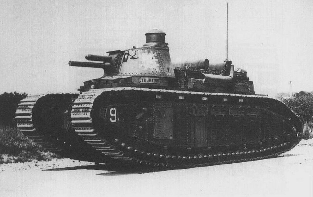 Char ap58. FCM 2c танк. Французский танк FCM 2c. Сверхтяжелый французский танк Char 2c. Танк FCM Char 2c Франция.