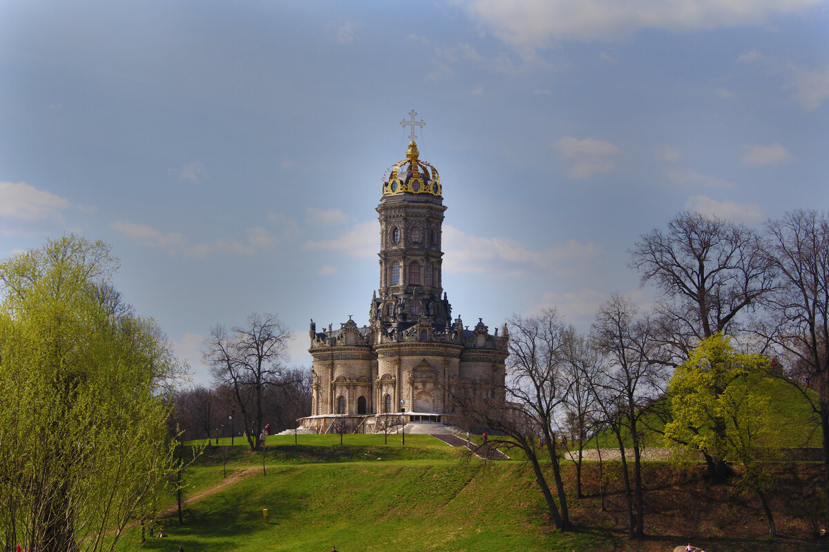 Усадьба Дубровицы и церковь Знамения в Подольске