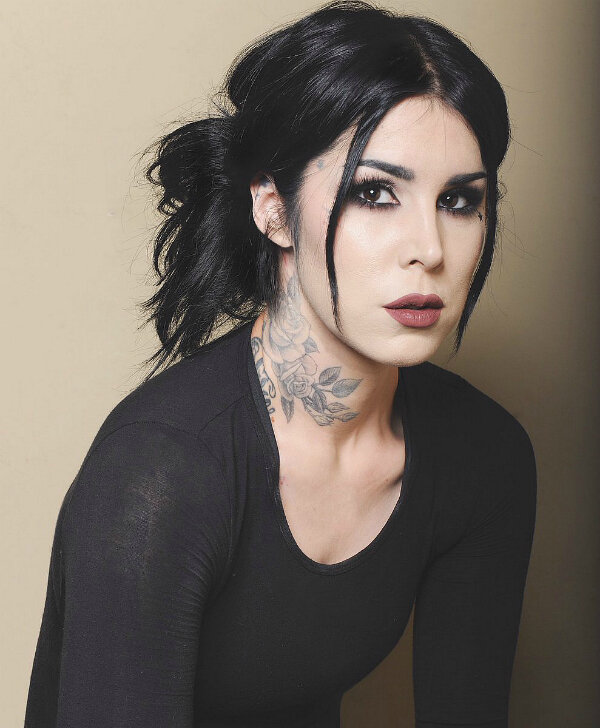 @thekatvond
