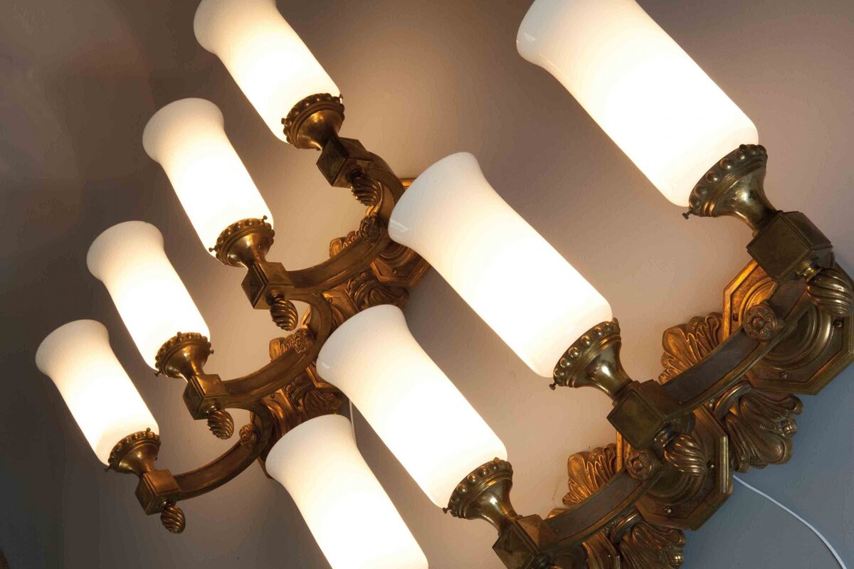 А это уже светильники сталинского периода, как говорят "сталинский ампир"