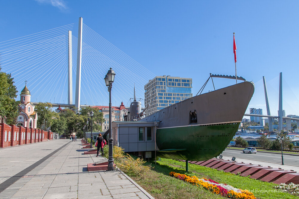 Владивосток лодочные. Мемориал подводная лодка 