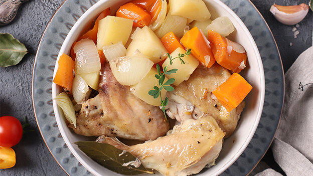 Как приготовить Запеченная курица целиком на банке в духовке просто рецепт пошаговый