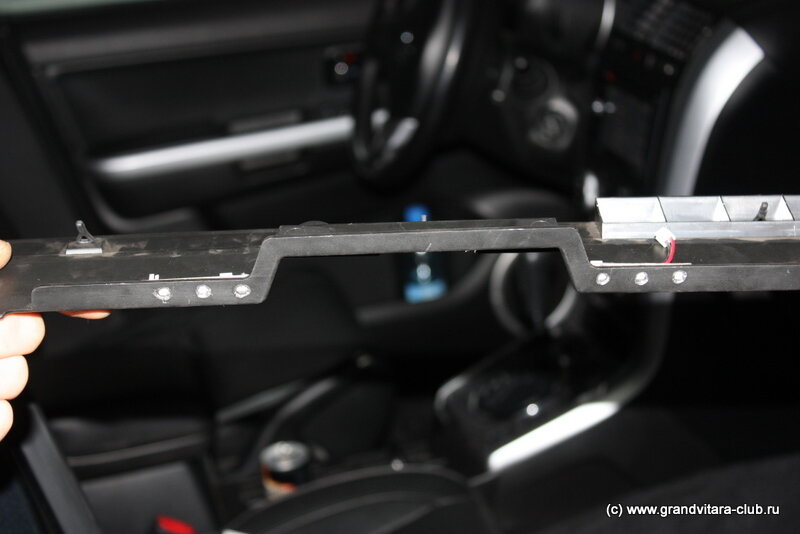 Установка подсветки пепельницы, бардачка, ниши для мелочей в Сузуки ...
