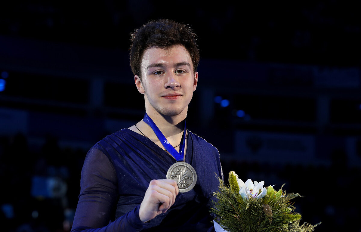 Дмитрий Алиев
