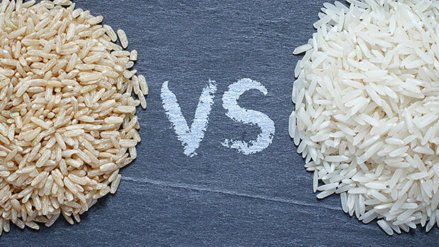 Различие риса. Бурый и белый рис. Белый рис. Бурый рис. Коричневый рис.
