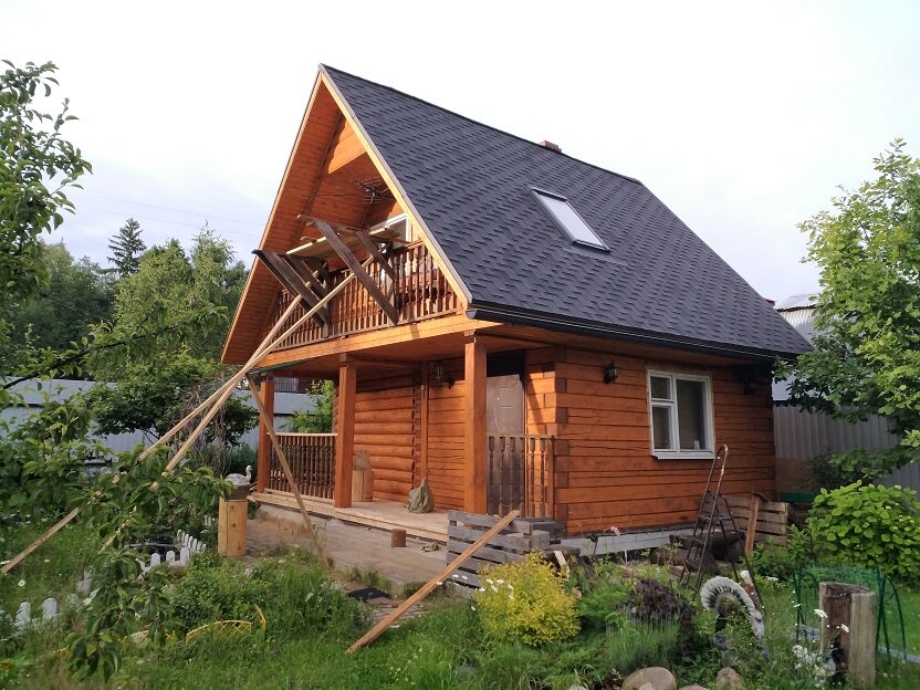 Пропитка масло-воском, в составе которого присутствует очищенное и осветлённое льняное масло. Цвет: клён. 