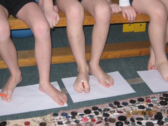 Рисуем ножками