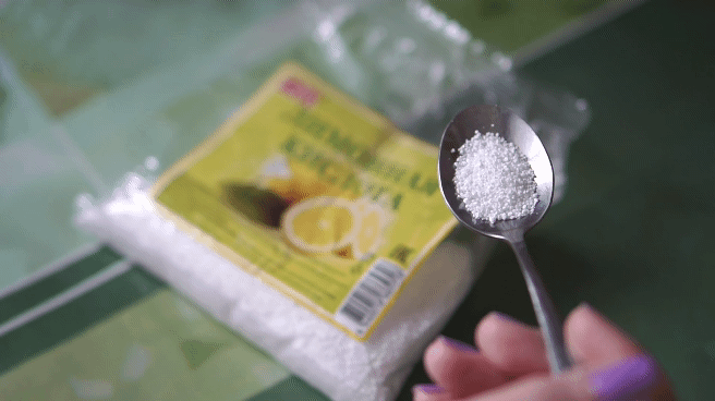 Такого количества лимонной кислоты будет достаточно на 0,5 л. воды.