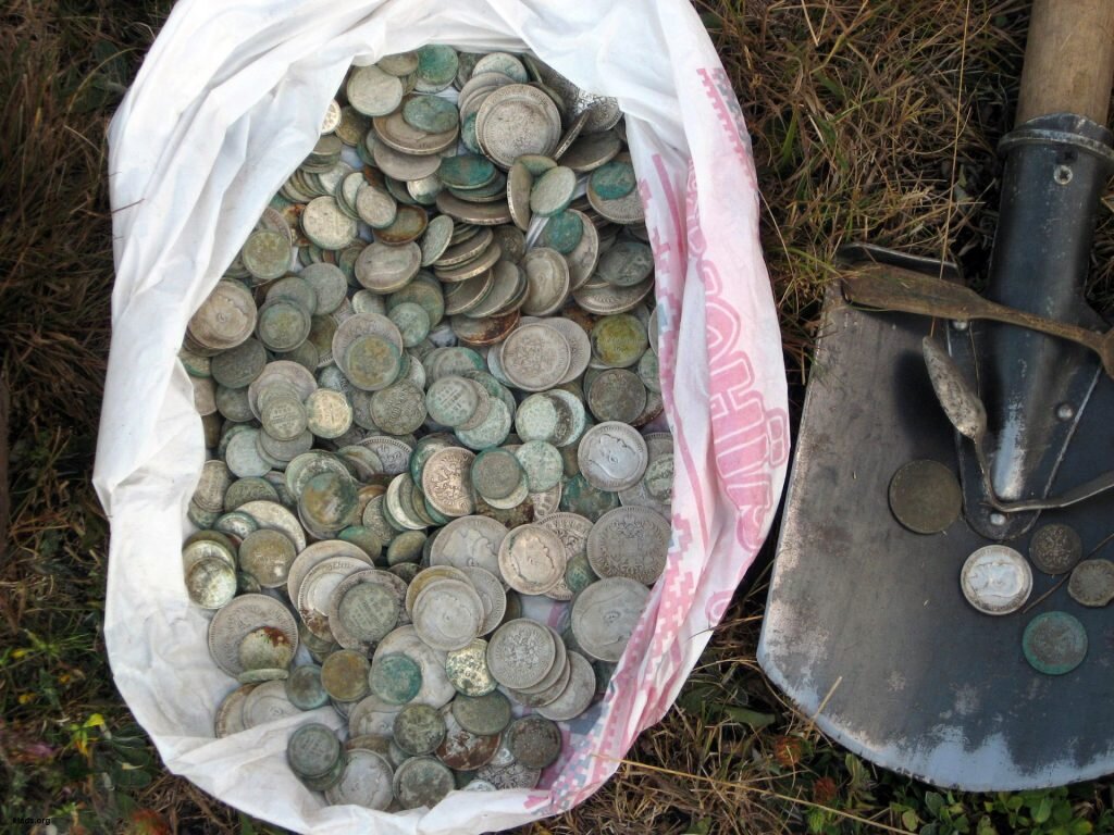клад в 21 веке всё ещё реально найти ...