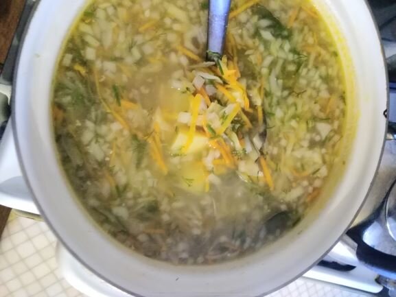 Щи с квашеной капустой