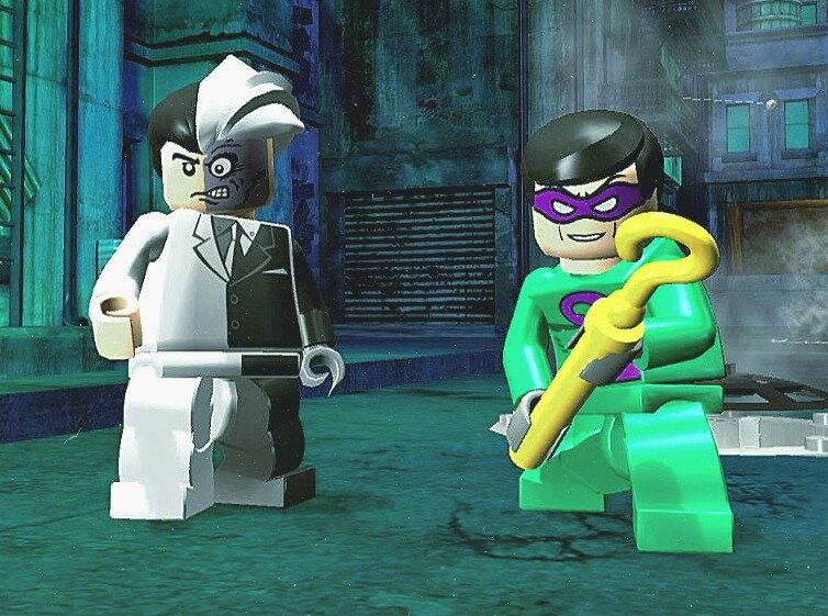 Двуликий (Two-Face) - один из самых известных противников Бэтмена. Как ...