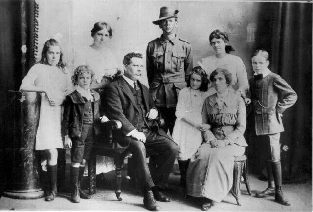 Маргарет Митчелл с семьей