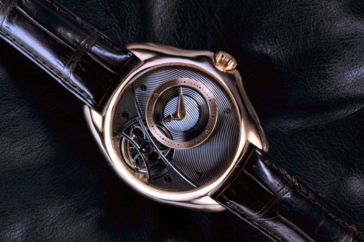 Много постов в этом блоге посвящено японским часам. И люксовым в том числе. Например, последний раз мы говорили о трех интересных явлениях.-2