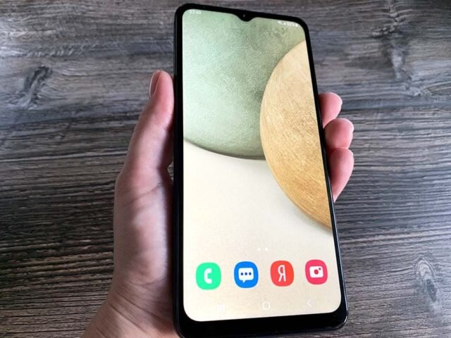 Samsung Galaxy A12