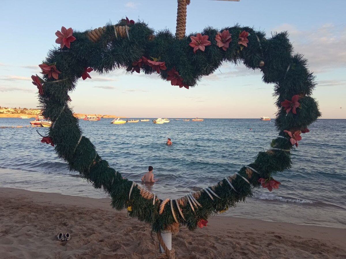 Фото с пляжа Газала бич, 30 декабря 2021. Из личного архива. 