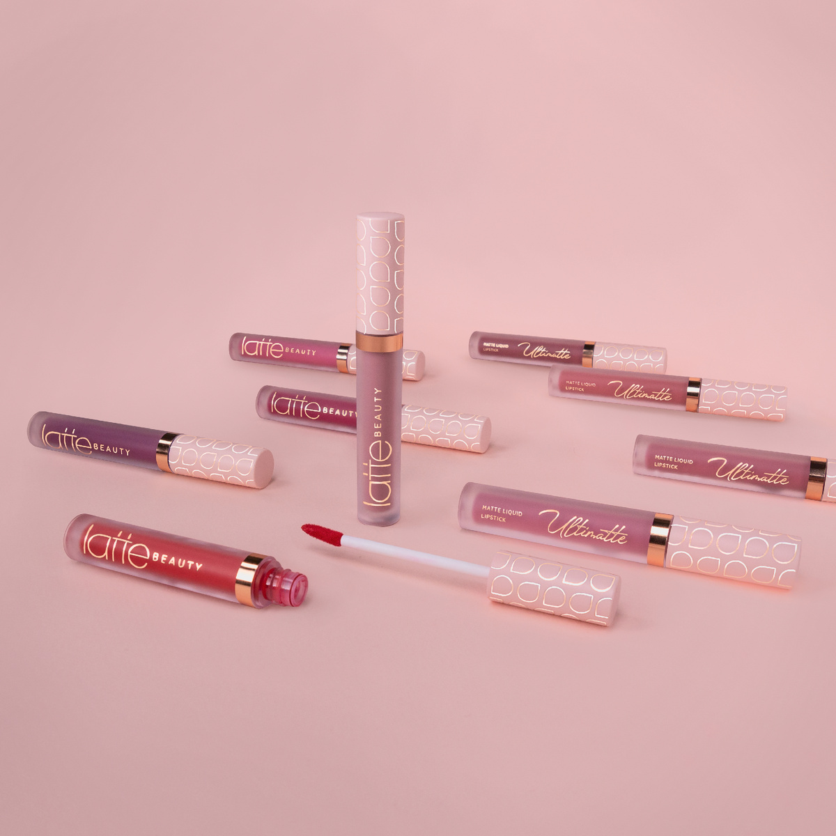 Матовая помада LATTE BEAUTY ULTIMATTE